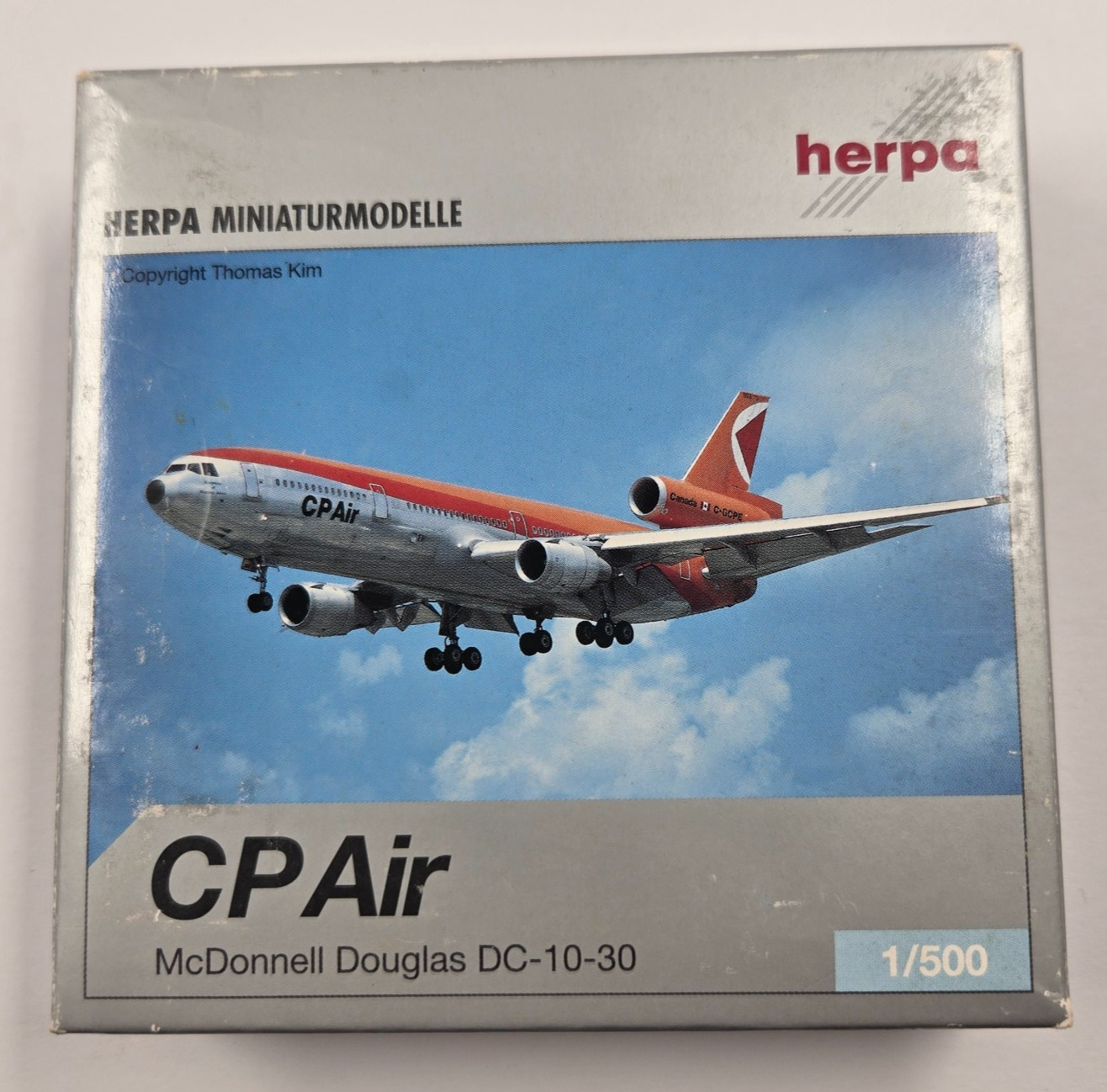 Herpa 500197 CP Air DC-10-30 1:500 Yesterday Series Limited Edition Diecast Mode