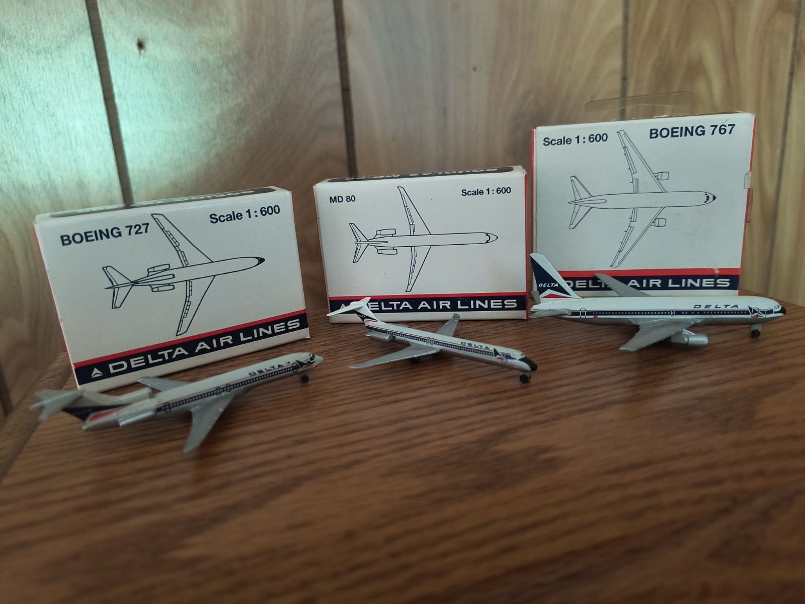 Schabak 1:600 Set Of Three Delta Airlines B-767-200, MD-80, B-727-200 Diecast