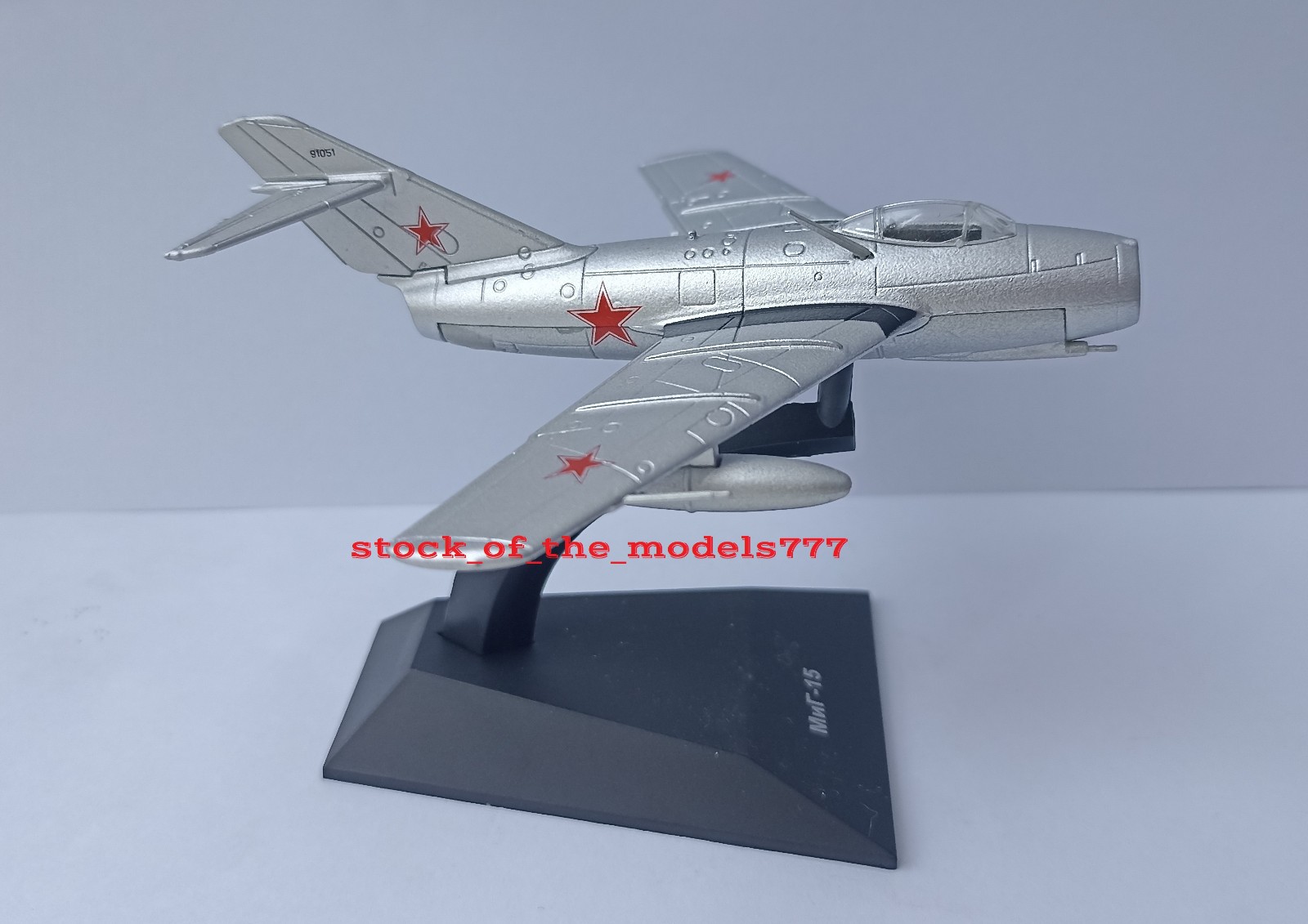 MiG-15 1:93 Deagostini Soviet air force model diecast model # 38 Russian planes