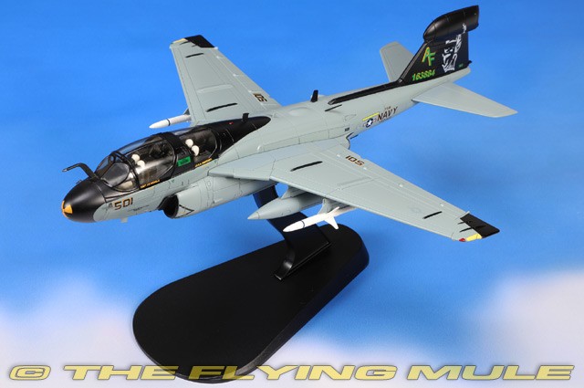 Hobby Master 1:72 EA-6B Prowler USN VAQ-209 Star Warriors Vader
