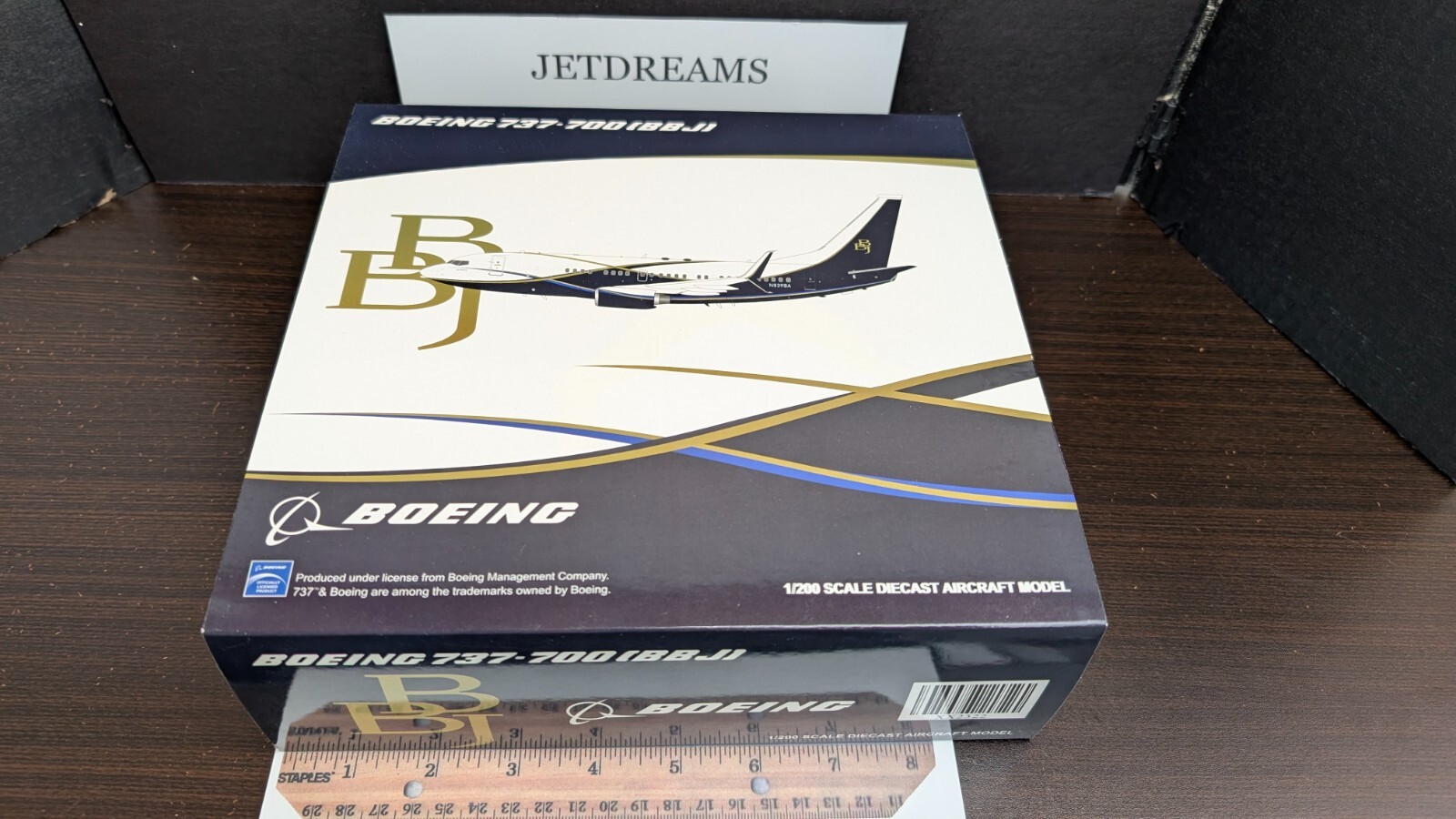 1/200 BOEING AIRCRAFT BUSINESS JETS 737-700 700BBJ HOUSE COLORS N839BA JC WINGS
