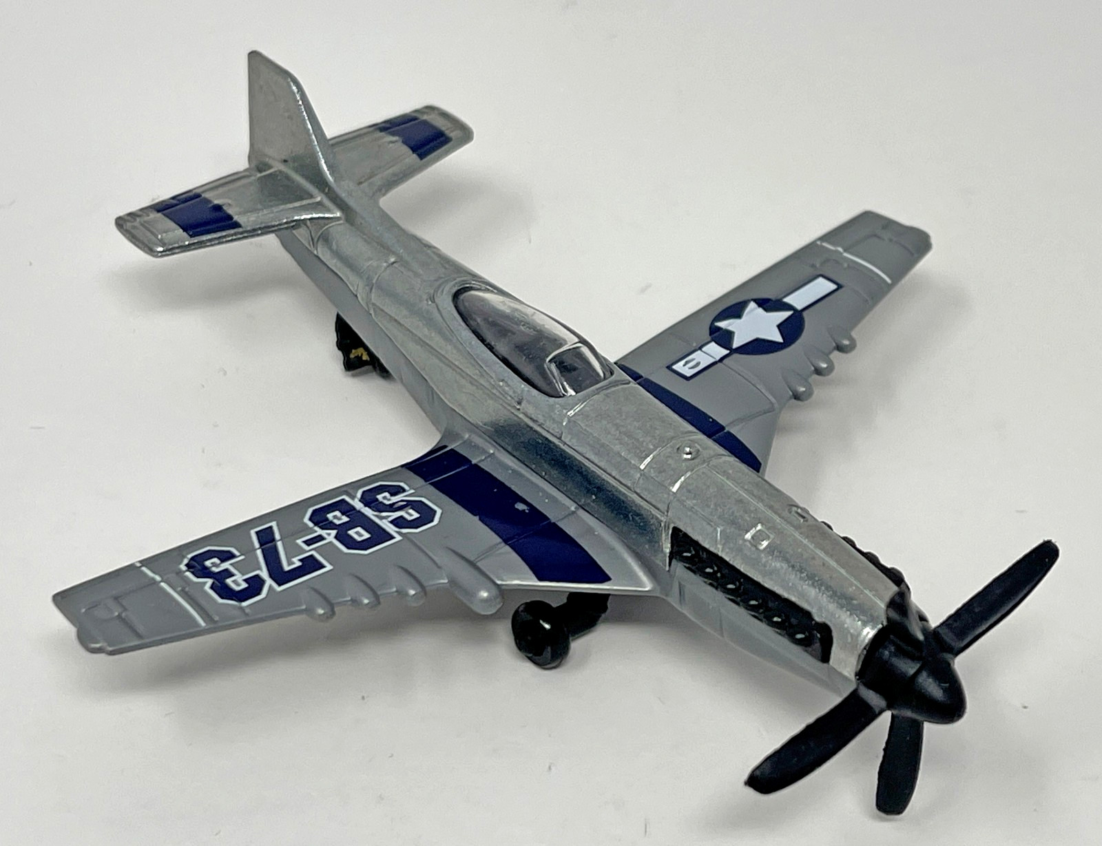Matchbox 2014 Sky Busters STUNT PLANE SB-73 Die-cast Propeller Aircraft Silver