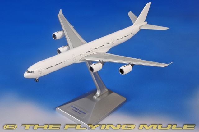 HX Models 1:400 A340-600 Blank Model, Flaps Down Configuration