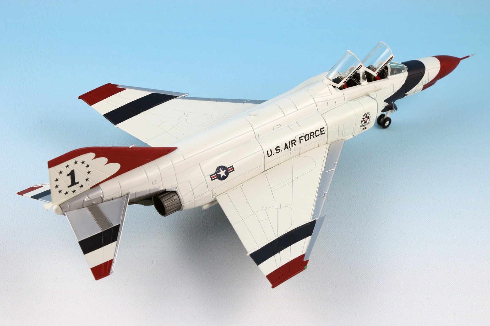 Hobby Master McDonnell Douglas F-4E Phantom II USAF Thunderbirds #1, HA1910