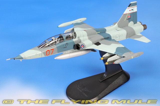 Hobby Master 1:72 CF-5D Freedom Fighter RCAF 419th Sqn