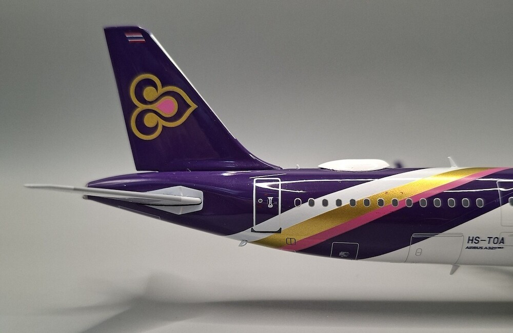 Thai Airways / Airbus A321-200 / HS-TOA / JF-A321-062 / 1:200 *LAST PCS*