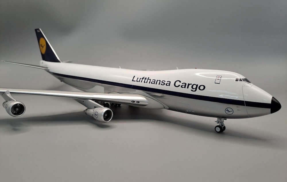 B747-230F LUFTHANSA CARGO (POLISHED) REG: D-ABYE W/STD – JFOX JF7472024P 1/200