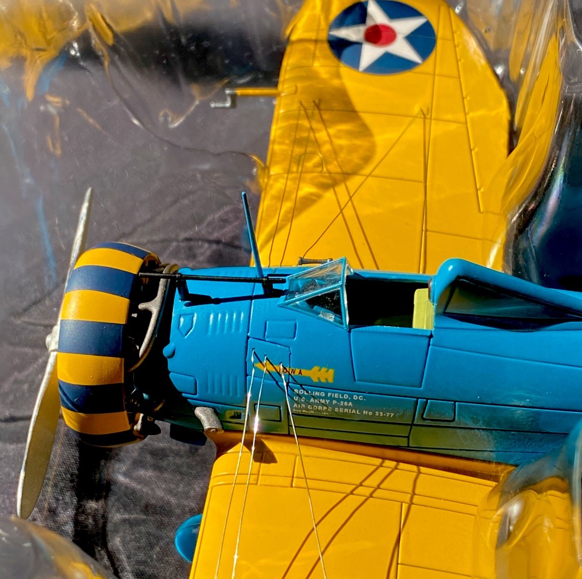 Hobby Master HA7505 P-26A Peashooter US Army 33-77 Bolling Field D.C.