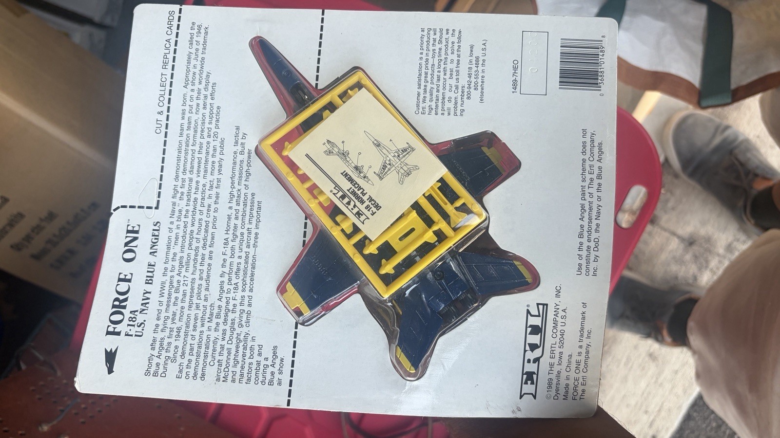 ERTL Force One F-18A U.S. Navy Blue Angels Die-Cast Metal Jet 1989 NIB