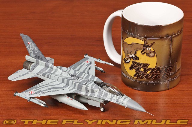 Hobby Master 1:72 F-16C Fighting Falcon Polish Air Force Maciej “SLAB”