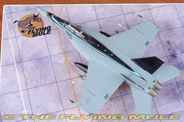 Hobby Master 1:72 F/A-18F Super Hornet, USN NAWDC, Top Gun: Maverick