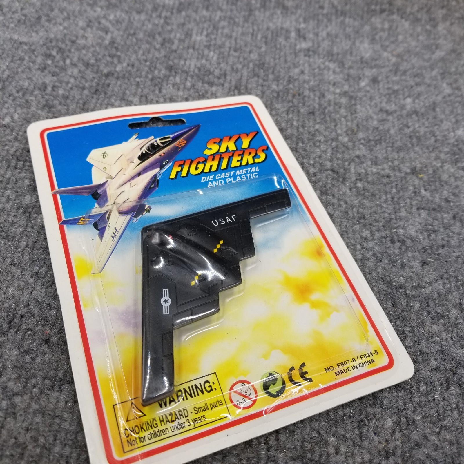 Vintage United States Military B-2 Stealth Bomber Diecast Plane Sky Fighters 5″