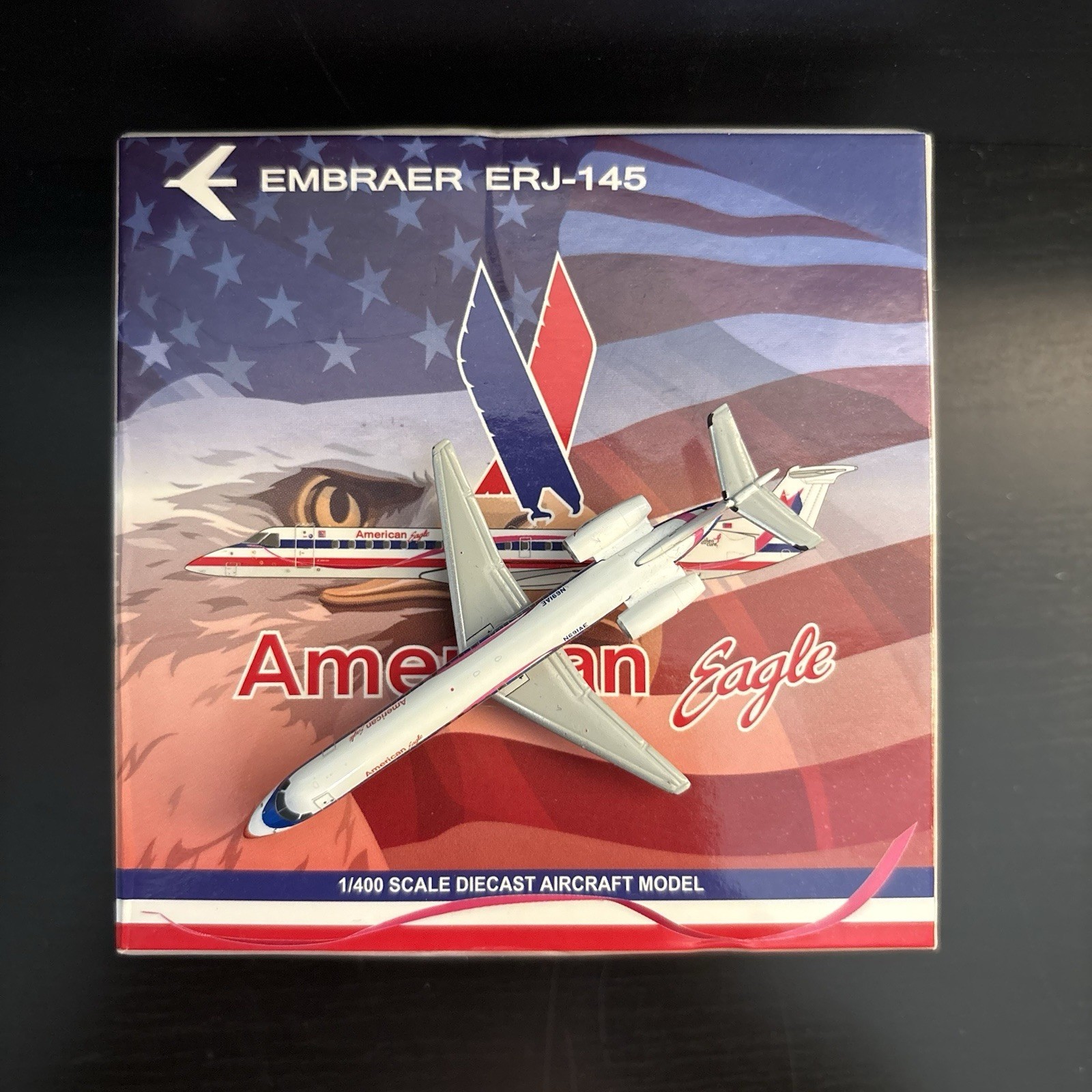 JC Wings 1:400 American Eagle Embraer ERJ-145LR Ribbon XX4016 N691AE Scale Model