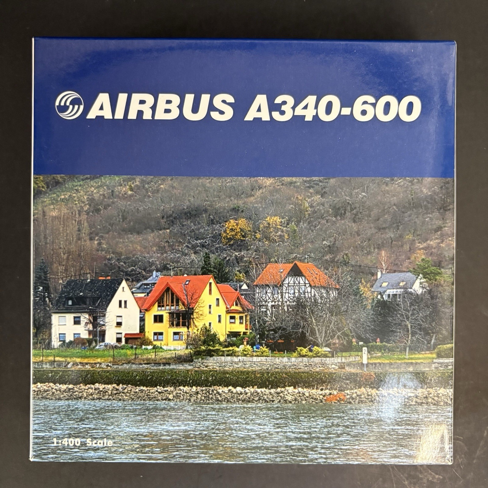 Phoenix Model 1:400 Lufthansa Airbus A340-600 D-AIHF Diecast Scale Airplane