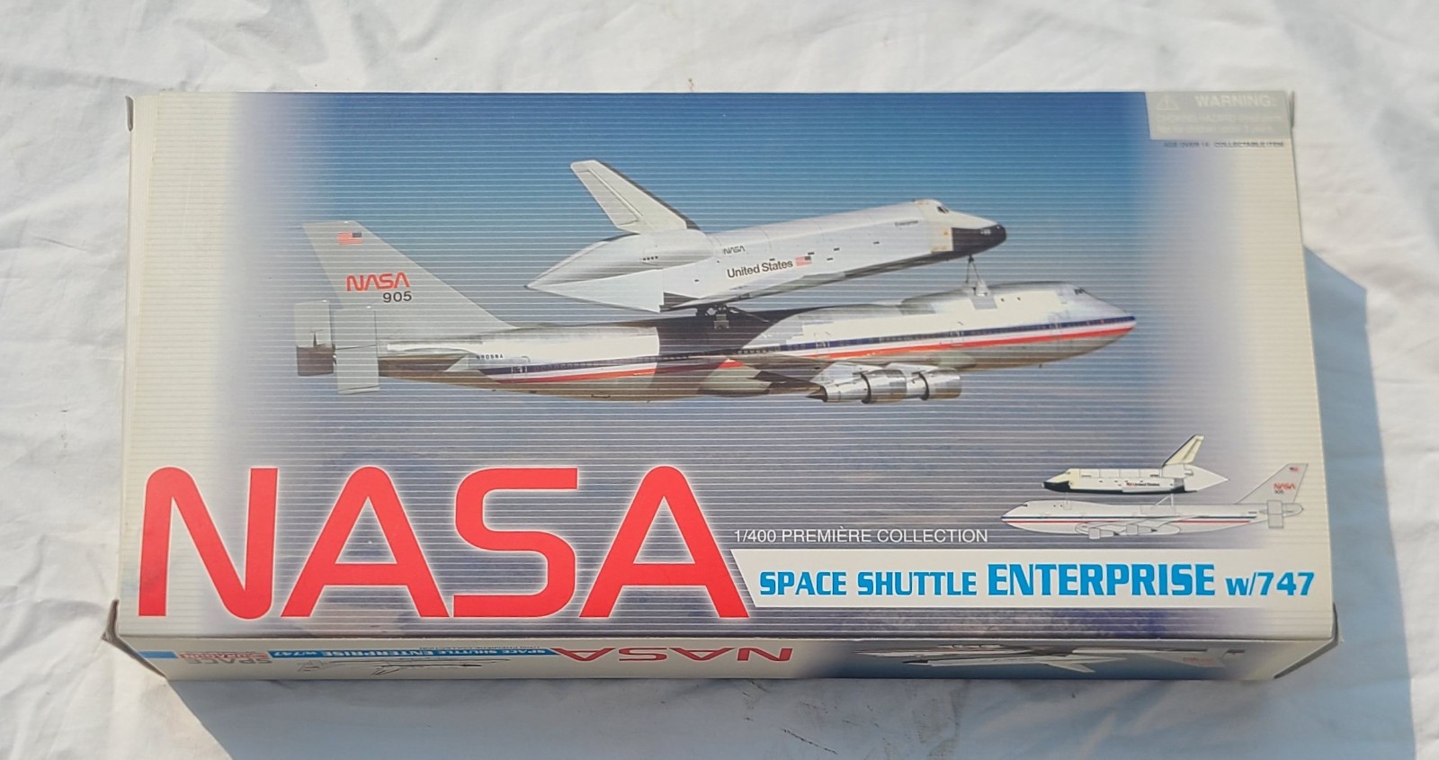 Dragon NASA OV-101 Shuttle Enterprise Transport by Boeing 747 56183 1:400 New