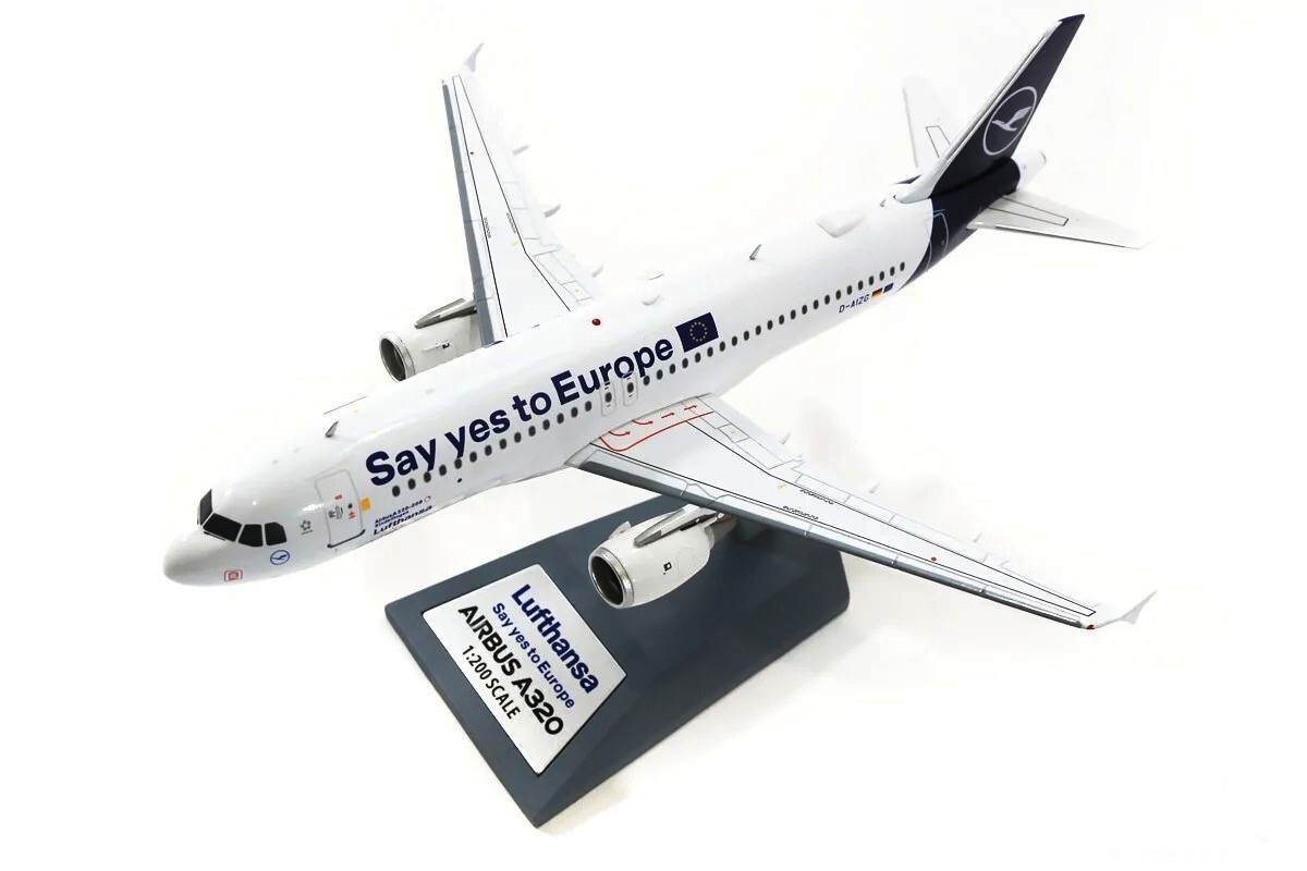A320 LUFTHANSA REG: D-AIZQ WITH STAND – JFOX JFA320031 1/200 – SALE