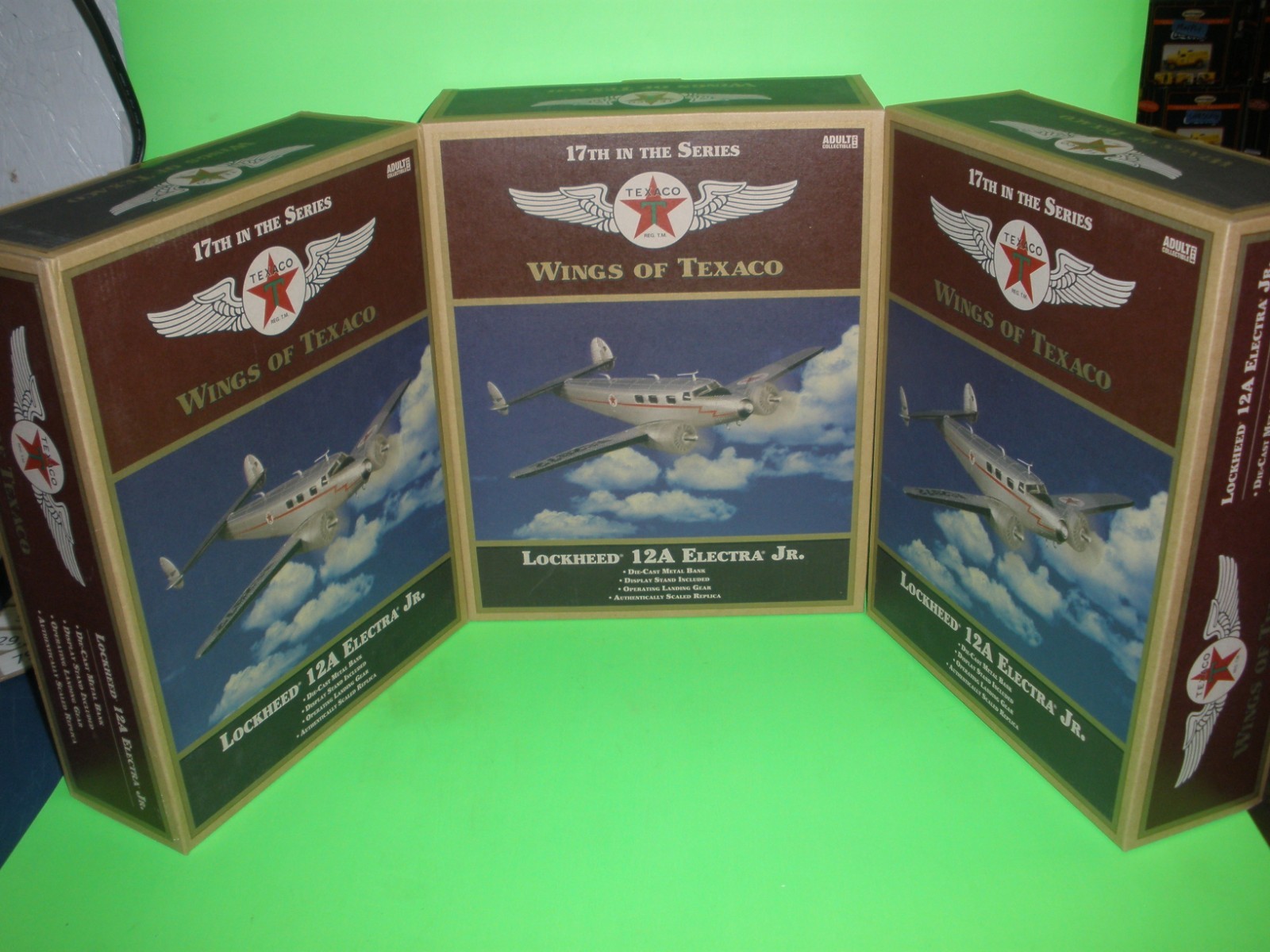 #17 WINGS OF TEXACO LOCKHEED 12A ELECTRA JR. AIRPLANE REG ED ((( FAC SEALED )))