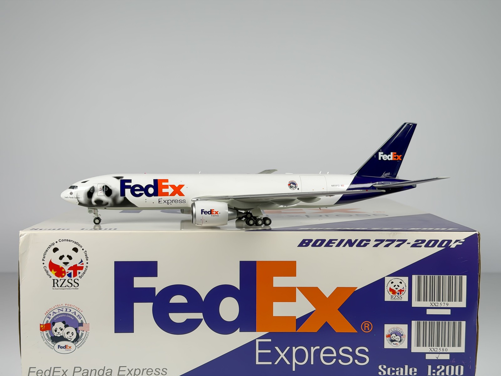 FedEx Express Boeing 777-200F 1:200 JC Wings N850FD (XX2580)