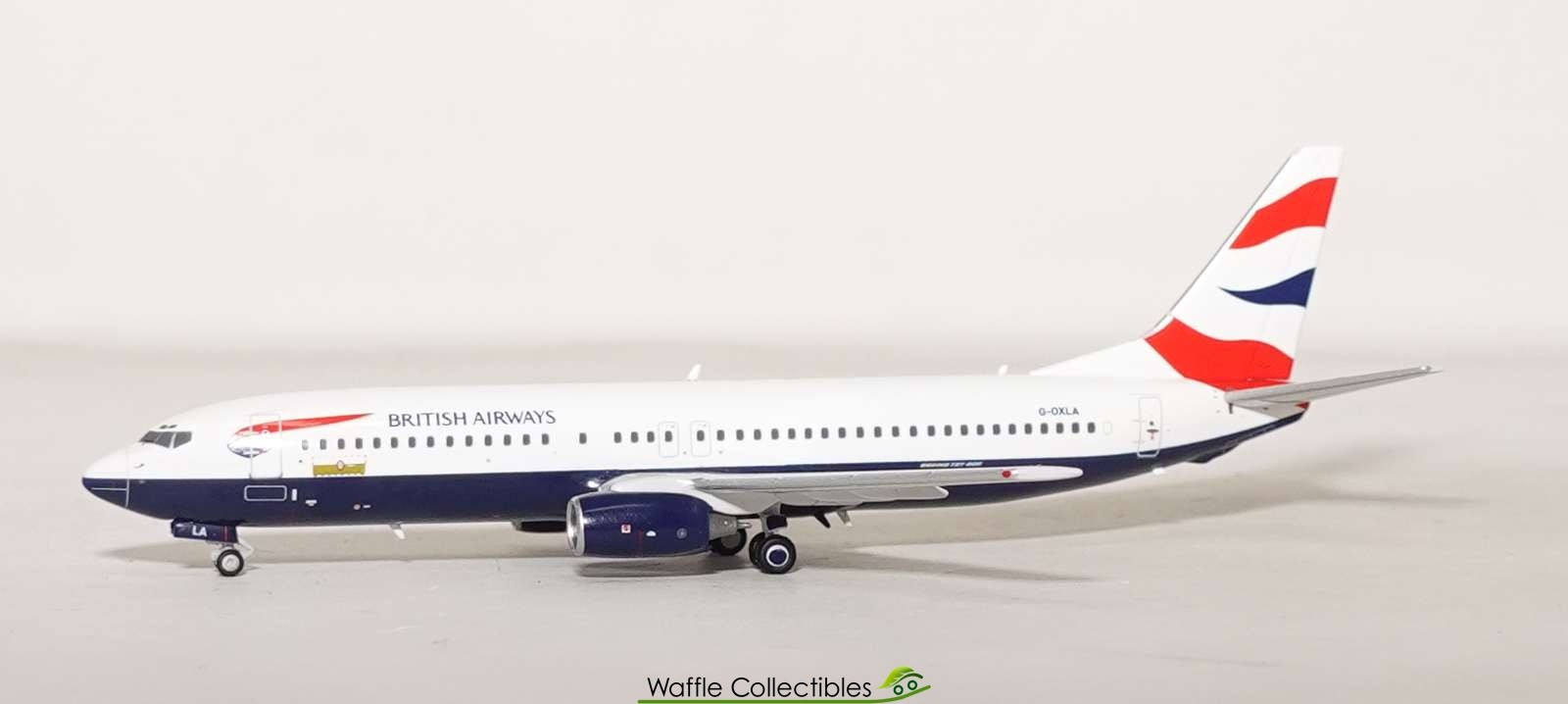 1:400 AeroPolaris British Airways B 737-800 G-OXLA 92939 ARD4BA121 Airplane