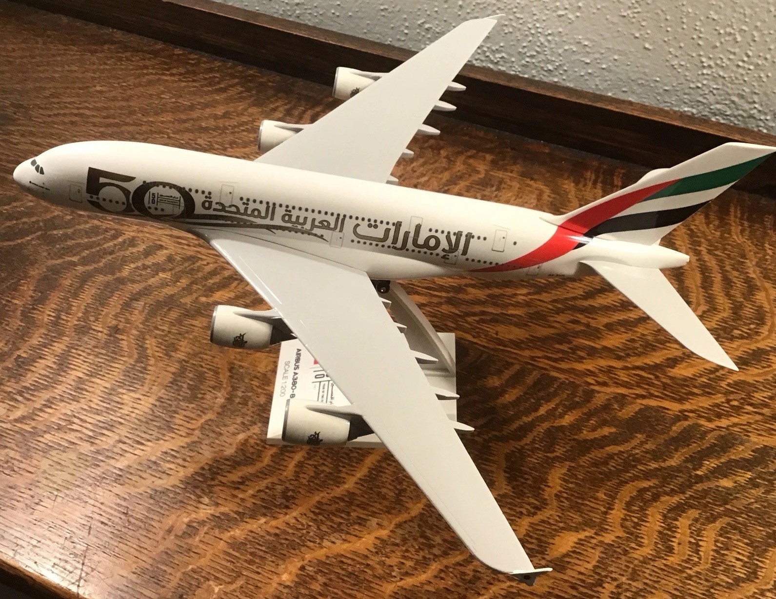 EMIRATES AIRBUS A380-800, 1:200, RARE 50th ANNIVERSARY LIVERY, A6-EVG, Read.