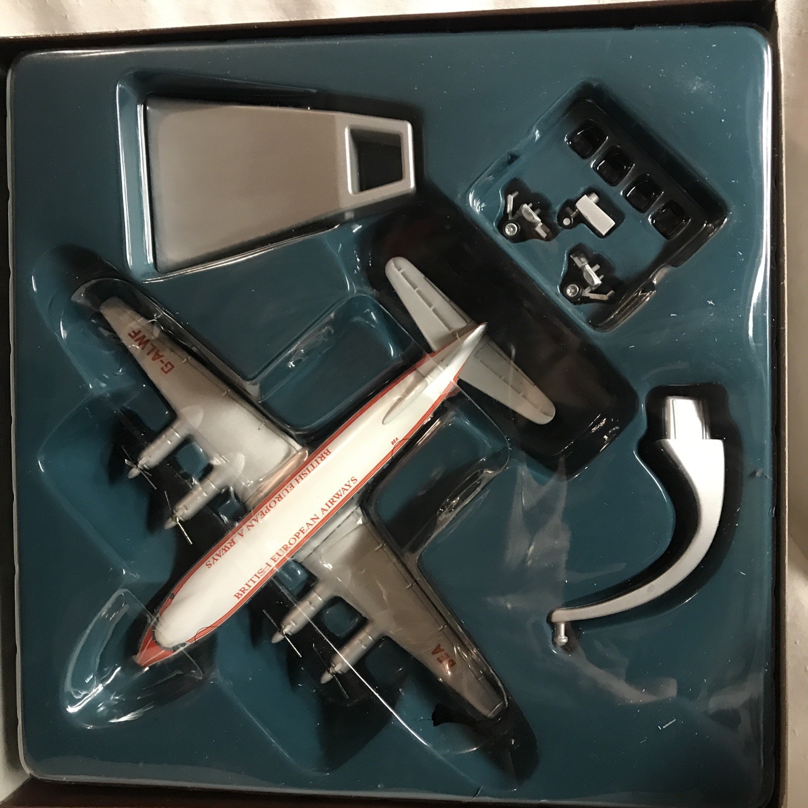 Corgi Aviation Archive Classic Propliners Vickers Viscount 700 Series British