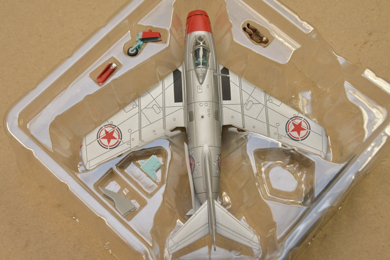 DIECAST AIRCRAFT, Hobbymaster 1/72 MiG-15bis, ‘325’ Lt Col Pepelyaev, HA2401