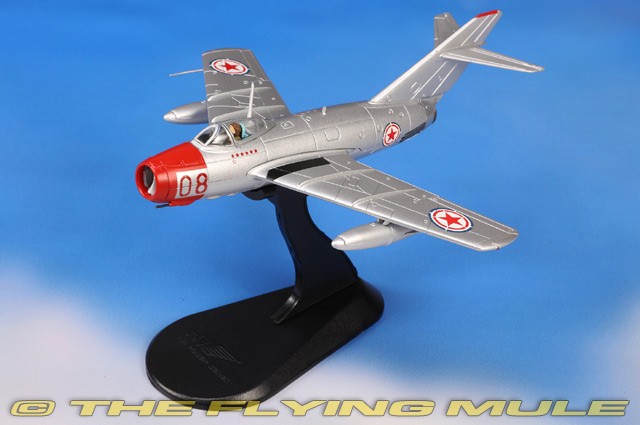 Hobby Master 1:72 MiG-15 Fagot CPVAF Red 08