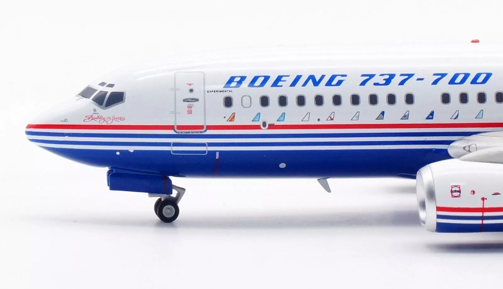 Boeing (House Colors) / Boeing 737-700 / N737X / IF737737X / 1:200