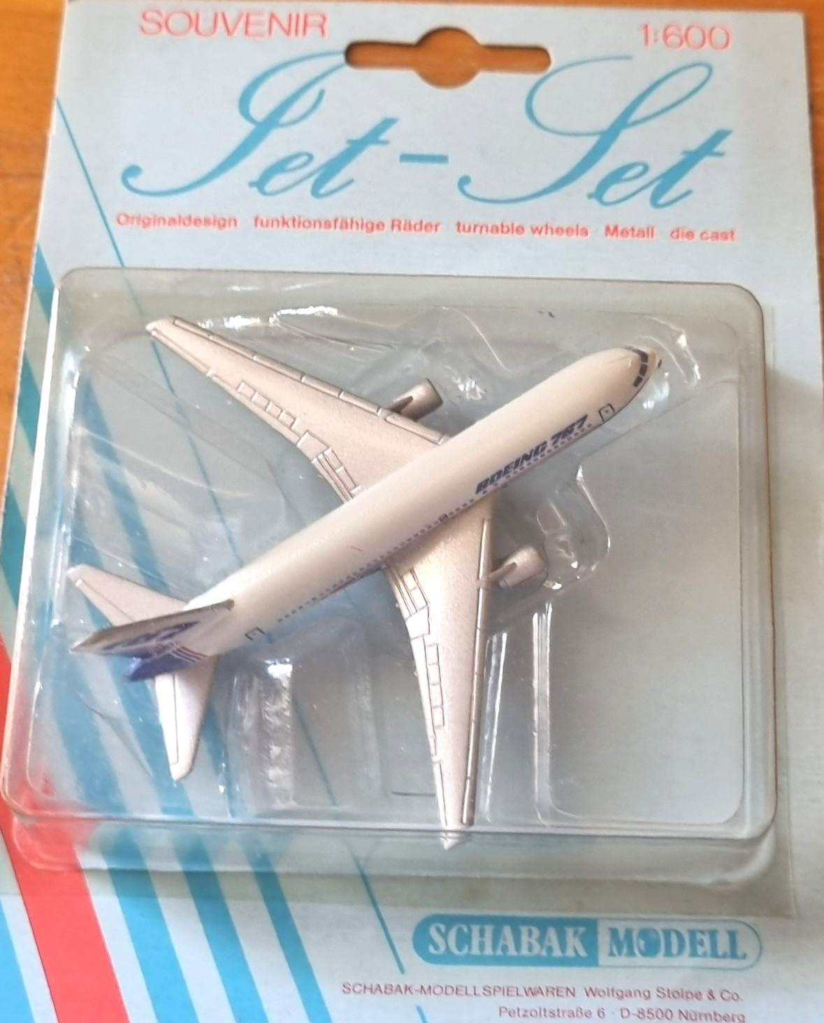 BOEING .House Colours .B767-200 .Schabak # 907/33.Scale 1:600. New Blister Box