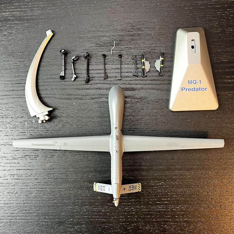 1:72 USA MQ-1 Predator Unmanned Aerial Vehicle Model Diecast Military Collection