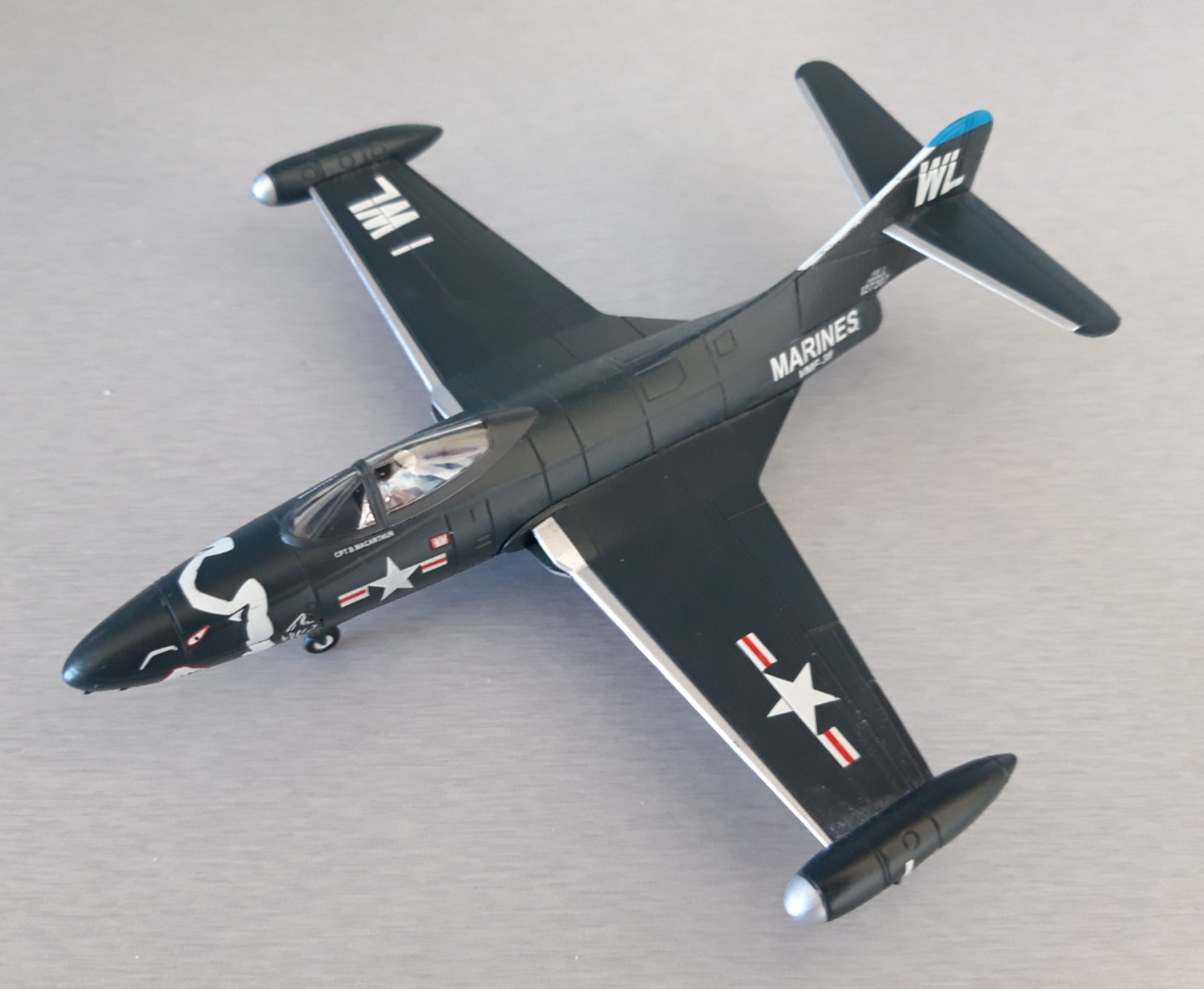Amercom: McDonnell F2H Banshee, USMC 1951 in 1:72 Scale. Pre-Owned.