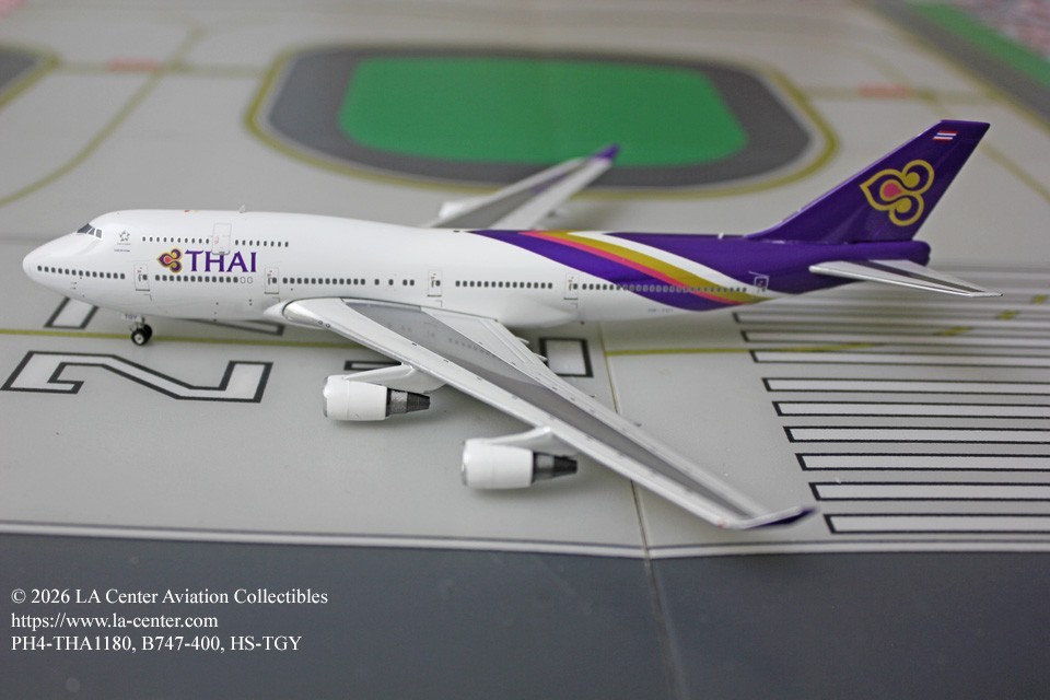 Phoenix Models Thai Airways Boeing 747-400 in Current Color Diecast Model 1:400