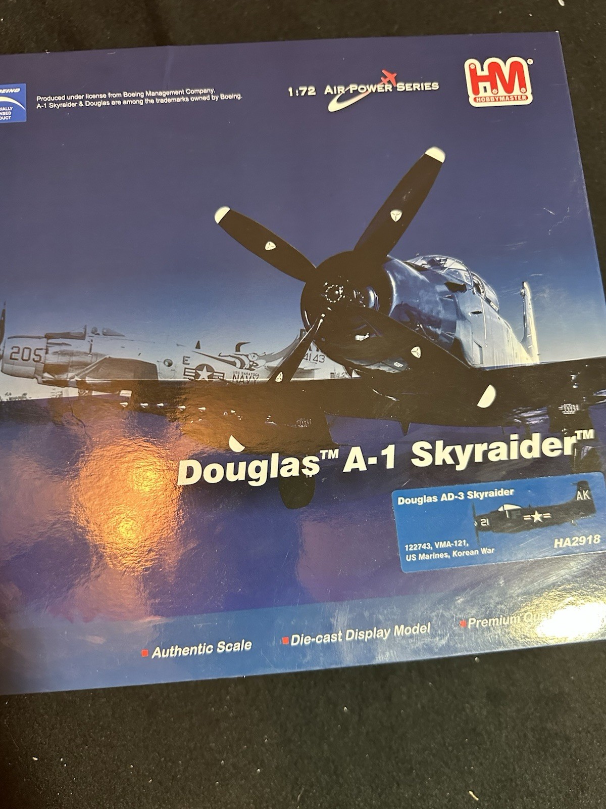 Hobbymaster Douglas AD-3 Skyraider, US Marines, Korean War. HA2918