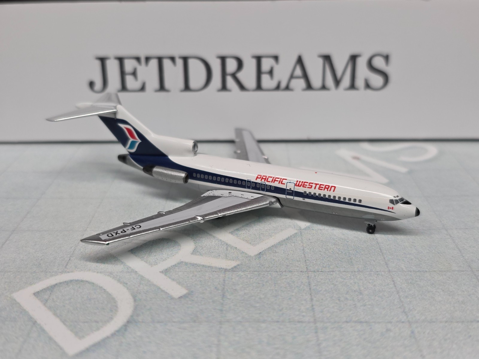 1/400 PACIFIC WESTERN BOEING 727-100 COMBI 1980’S COLORS CF-PXD AEROCLASSICS