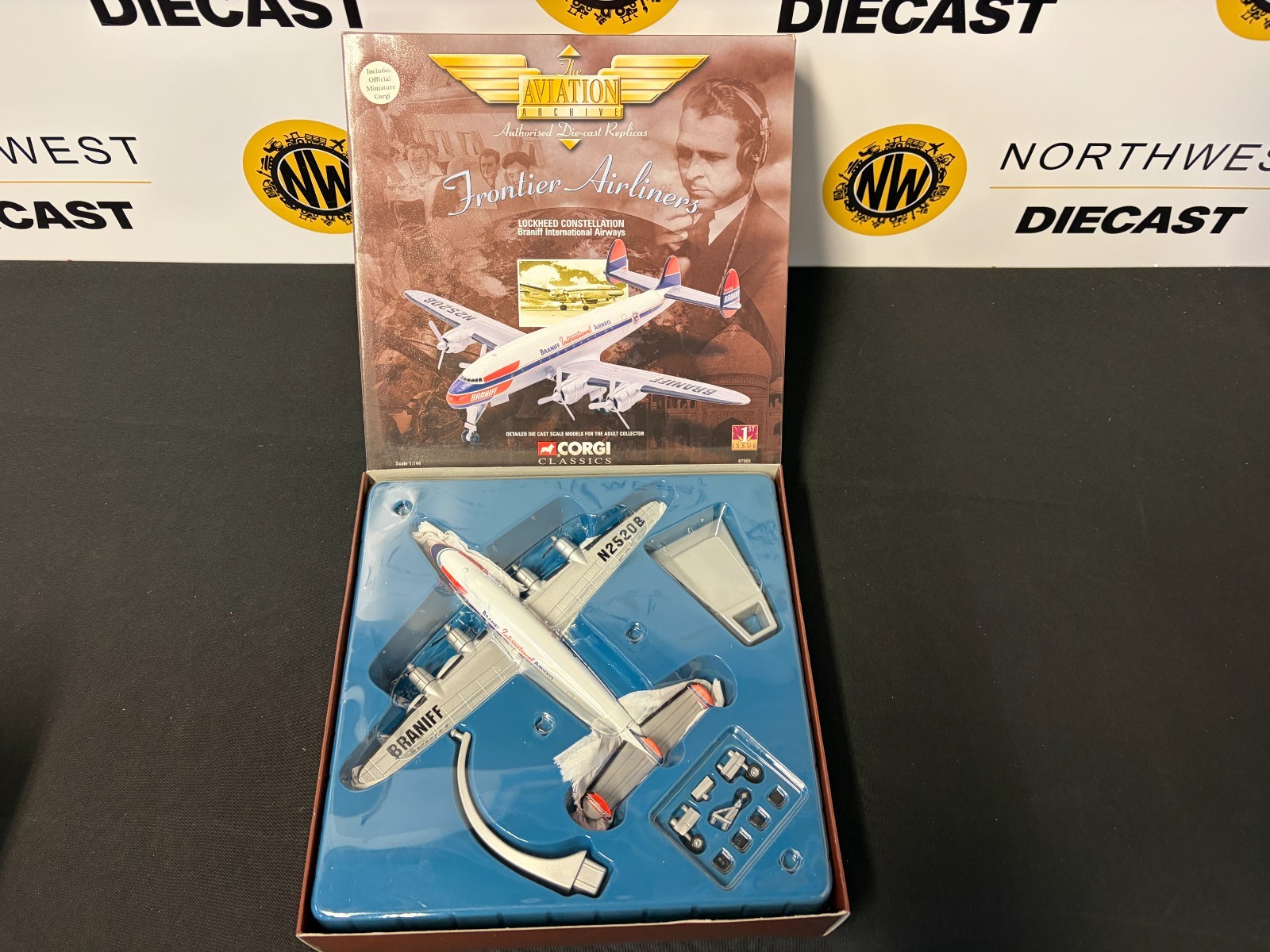 CORGI AVIATION 1:144 SCALE 47505 LOCKHEED CONSTELLATION BRANIFF INTERNATIONAL