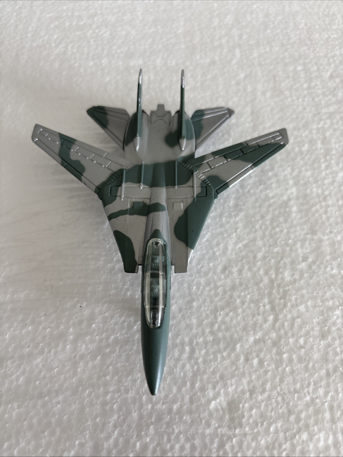 Maisto Diecast Metal Military Aircraft NAVY F-14 Tomcat Pre-Owned