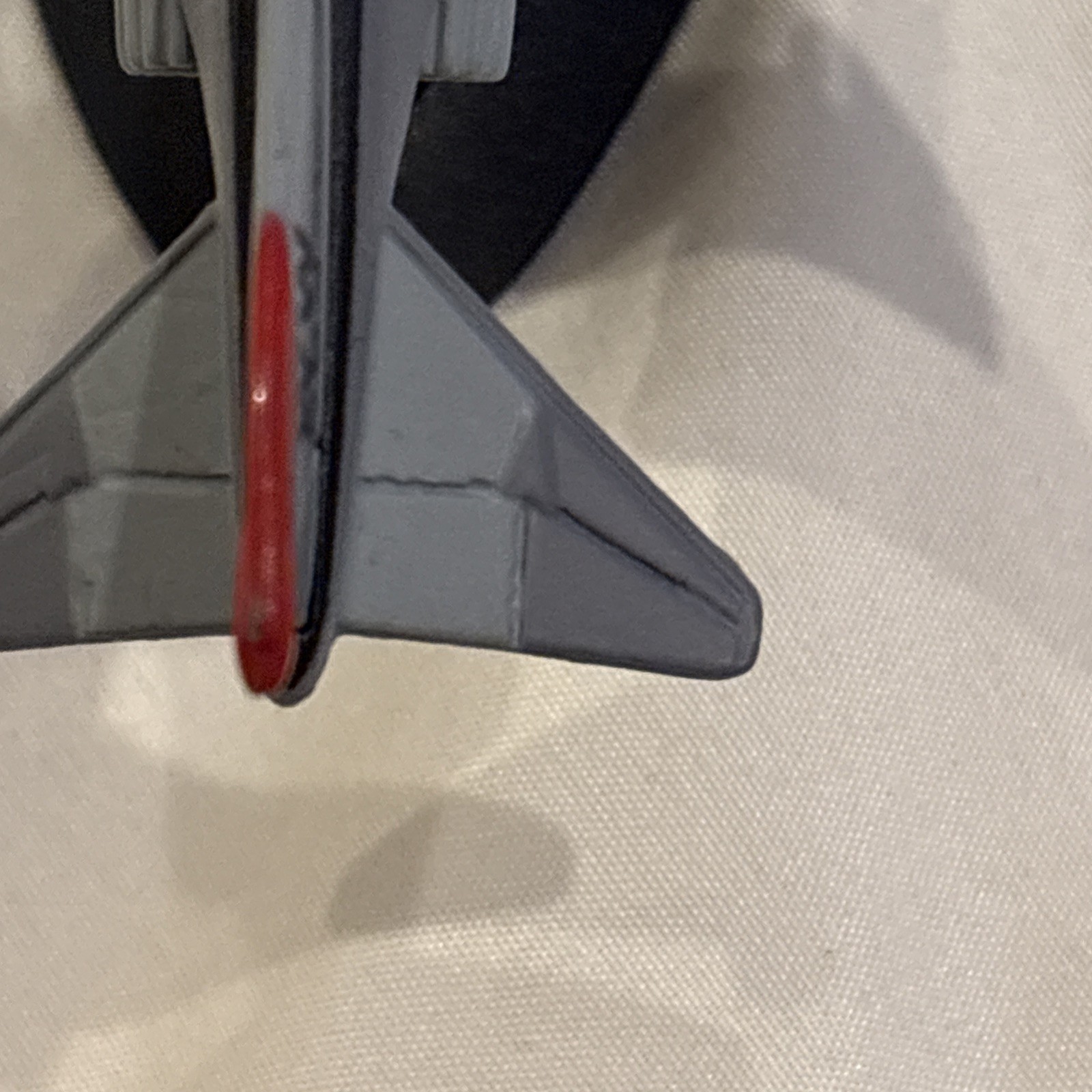 MAISTO TAILWINDS – F-4J PHANTOM II – FIGHTER PLANE – DIECAST AIRPLANE w/Stand