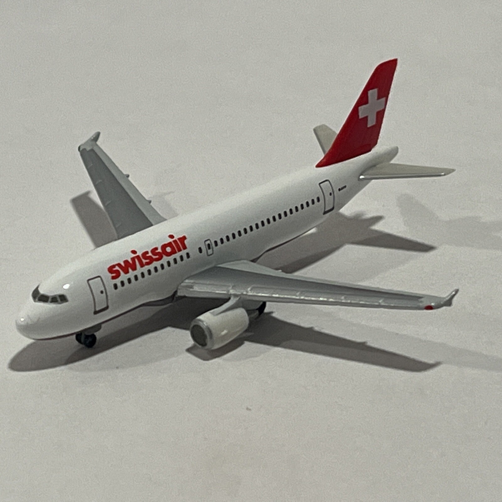 1:500 Herpa Swissair Swiss Airlines Airbus A319 Jet Scale Model Wings Airplane