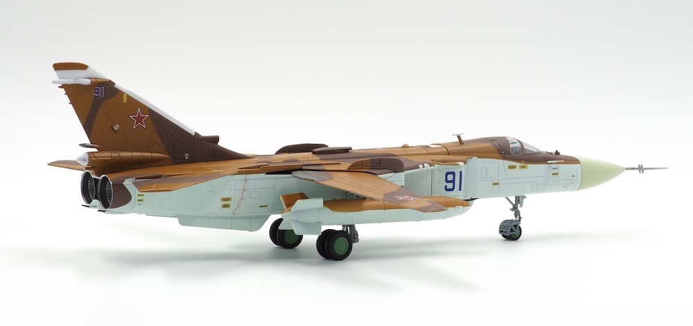 Sukhoi Su-24MK Fencer-D, Russian Air Force Blue 91, Calibre Wings 1/72 CA722406