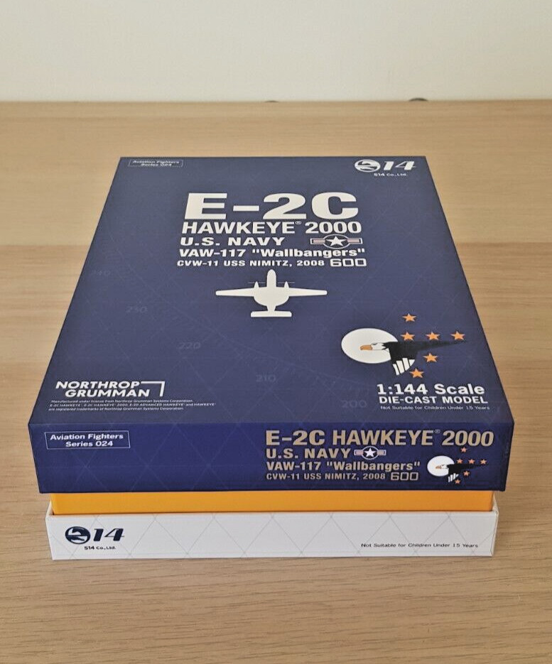 S14 Aviation Fighter 024 1:144 E-2C Hawkeye US Navy VAW-117″Wallbangers”, Nimitz