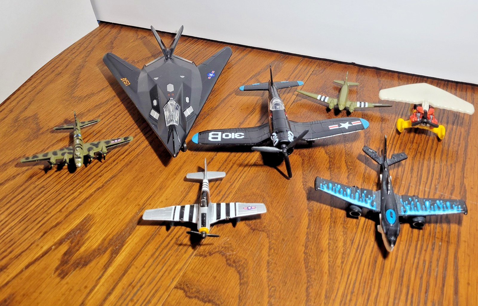 7 – Toy Plane Lot Night Hawk Stealth Military Diecast Plastic Matchbox