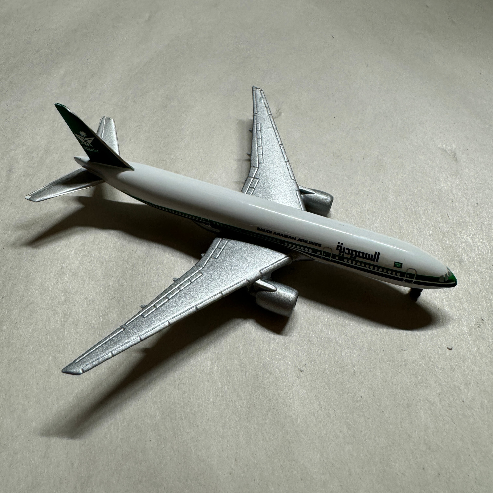 Schabak Boeing B-777 Saudi Arabian Airlines 1:600 928/31 New