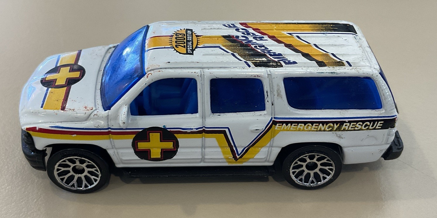 2003 SPECIAL EDITION MATCHBOX CHEVROLET SUBURBAN EMERGENCY RESCUE DIECAST Loose