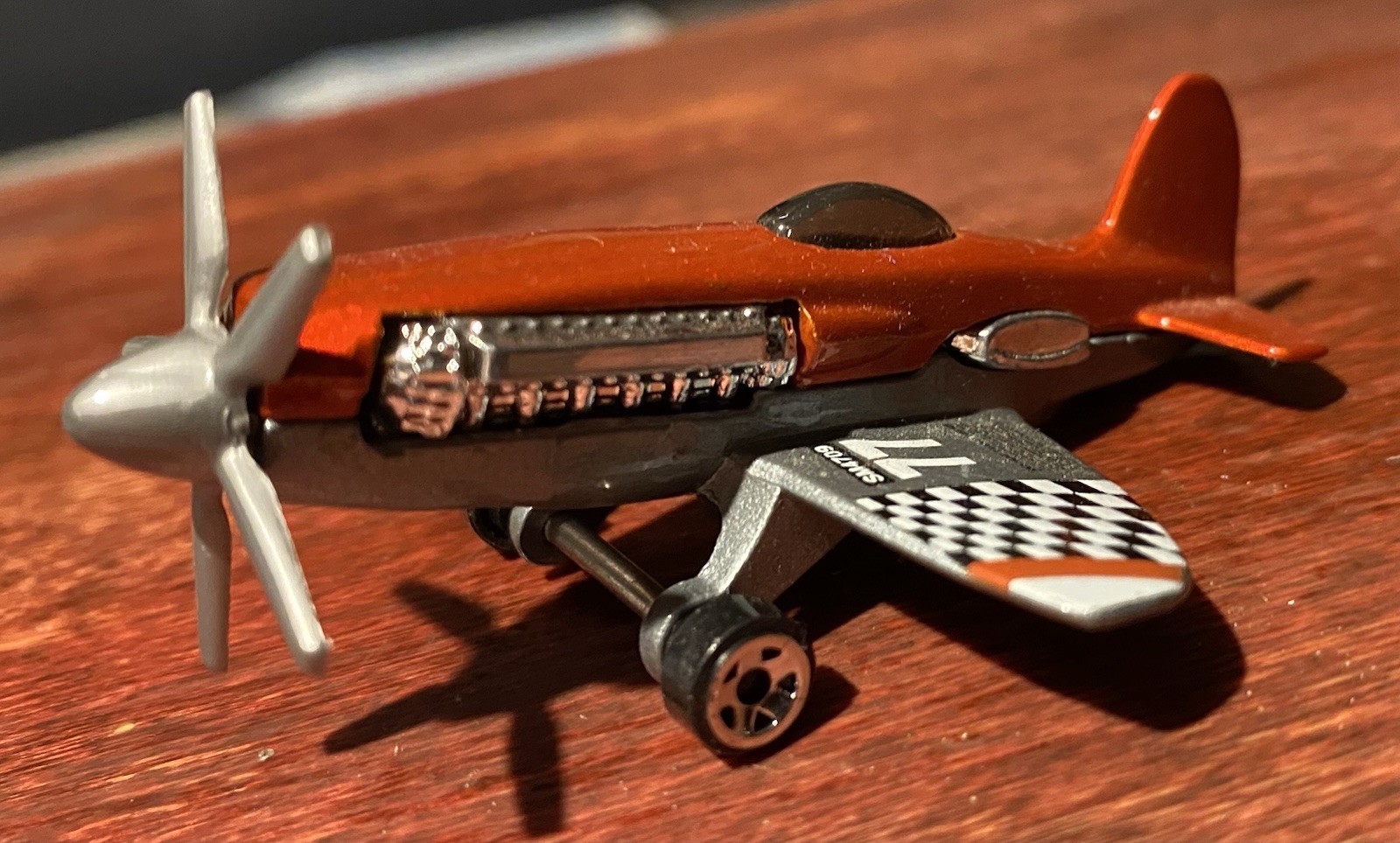 Hot Wheels Madd Propz Diecast Propeller Plane 1:64 Orange Silver Black Model
