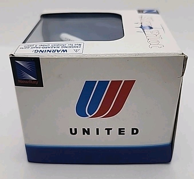 New Ray Sky Pilot 1:800 Scale United Airlines Boeing 767 – 300 Diecast 2011