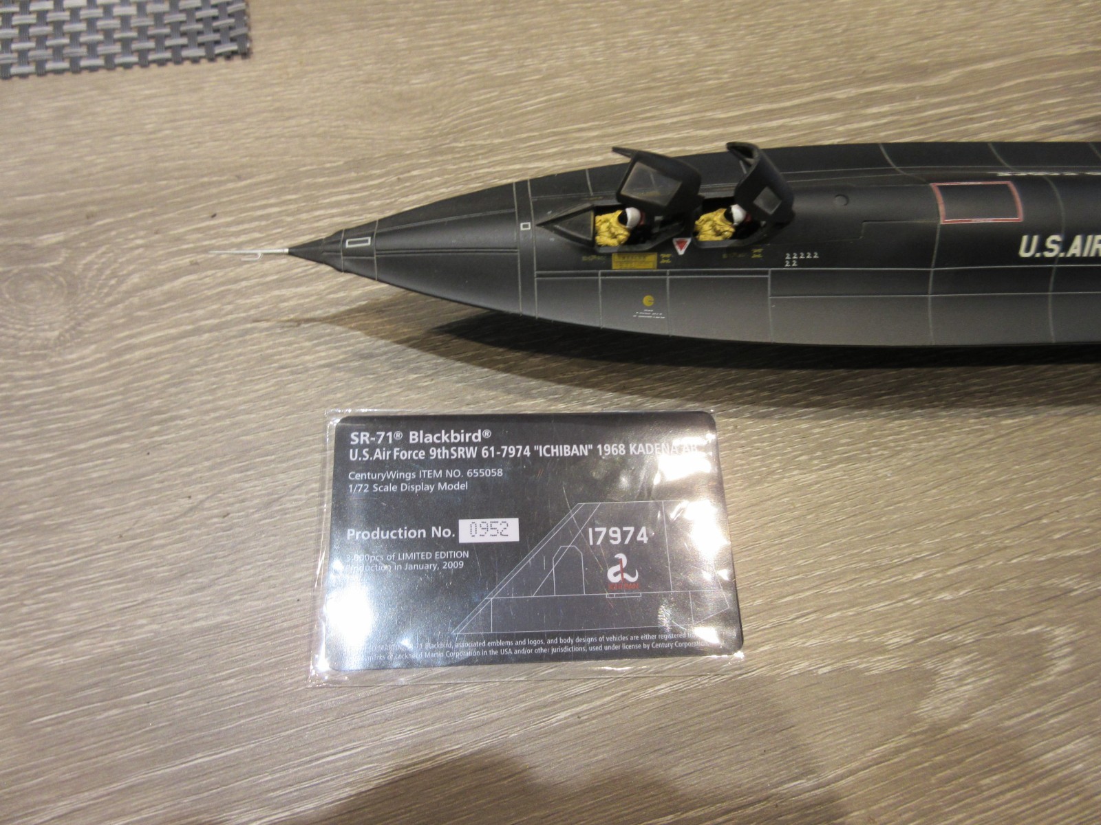 Century Wings Lockheed SR-71A Blackbird USAF 9th SRW 61-7974 “ICHIBAN” 1968
