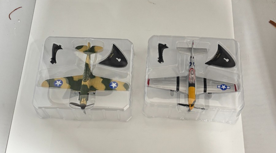 Model Airplanes Diecast Fighter Plane Set with Stands