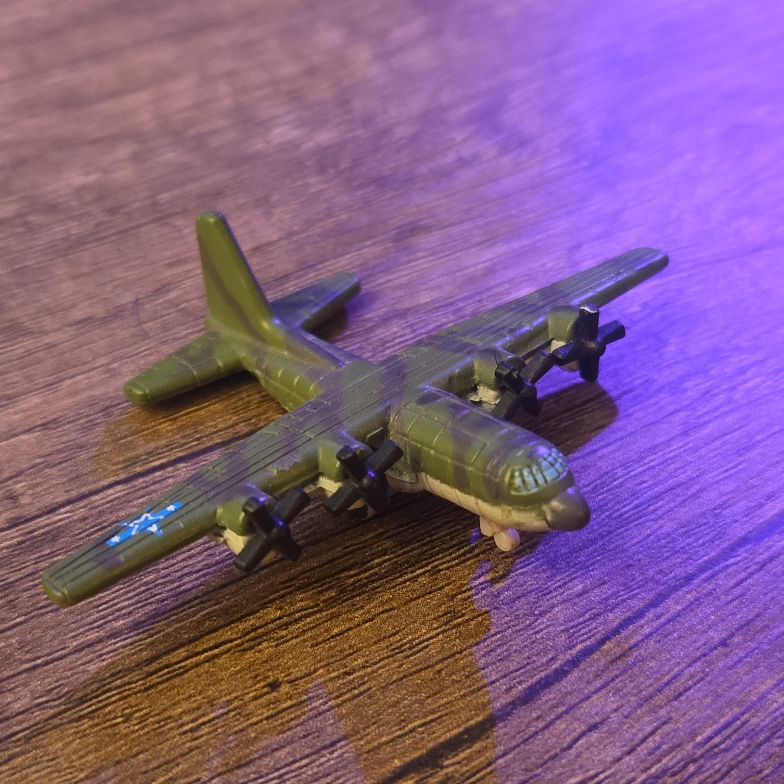 Micro Machines Military C-130 Hercules Transport Aircraft Galoob LGTI