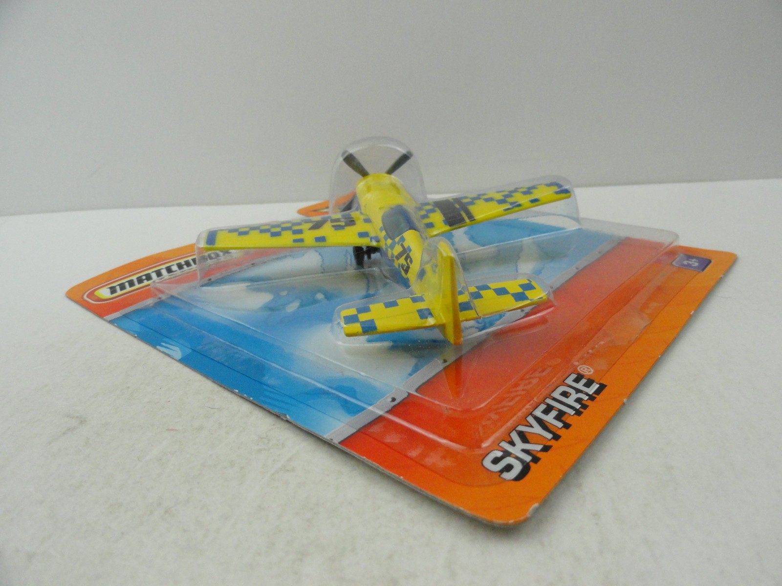 2010 Matchbox Sky Busters Skyfire Stunt Plane (Yellow #75)