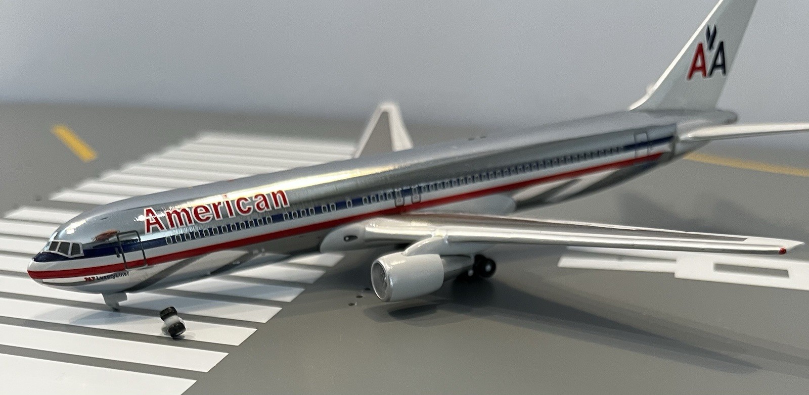 Gemini Jets 1/400 American Airlines B767-300 (N361AA) Diecast READ DESCRIPTION